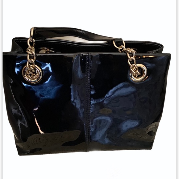 💥SOLD💥Kate Spade Patent Leather Purse - Picture 3 of 5